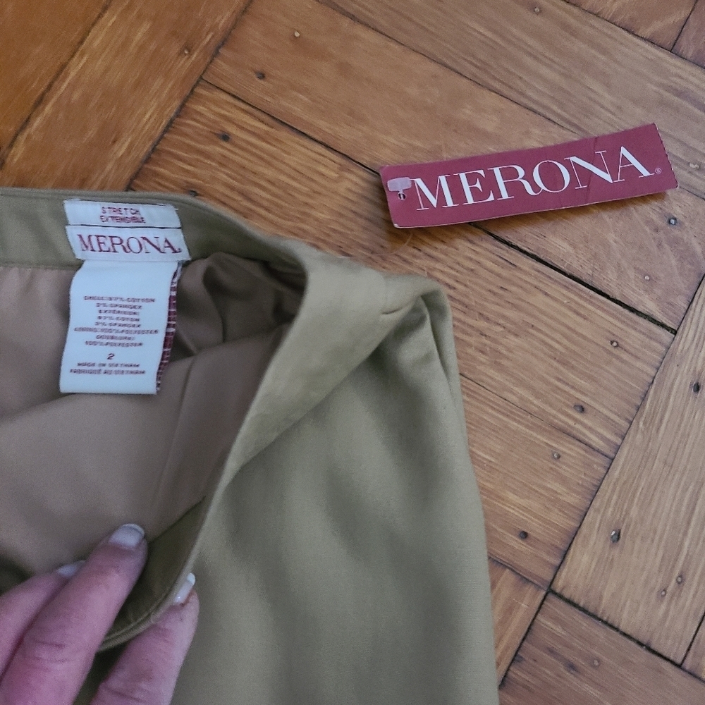 New w tags pencil skirt w side pockets Hp๐ฅ๐ฅ๐ด - Picture 6 of 6